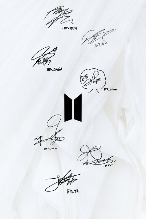 Jhope Signature, N Signature, Bts Signatures, Bts Collage, Black And White Words, Rose Gold Wallpaper, Funny Iphone Wallpaper, Signature Ideas, Best Wallpaper