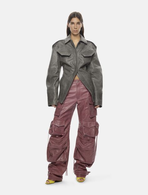 The Attico, Fashion Week, outfit, clothes, 2023, trends, big pants with heals, cool, designer, model, nyc, aesthetic, lifestyle, rich, bella hadid Attico Cargo Pants, Mauve Pants, Big Pants, Fashion Week Outfit, Nyc Aesthetic, Cargo Pants Outfit, The Attico, Fancy Outfits, Pants Outfit