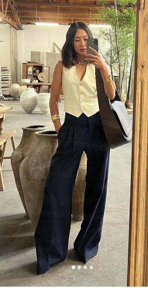 Business Professional Outfits, Looks Pinterest, Corporate Fashion, Stylish Work Attire, Corporate Outfits, Office Outfits Women, Business Casual Outfits For Work, Summer Work Outfits, Looks Street Style