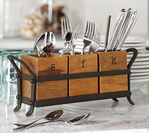 unique silverware storage | ... News: Organizing the Flatware When You Don't Have Kitchen Drawers Diy Kitchen Utensils, Silverware Storage, Kitchen Utensil Storage, Flatware Caddy, Utensil Storage, Apartment Essentials, Interior Modern, Forks And Spoons, Kitchen Drawers