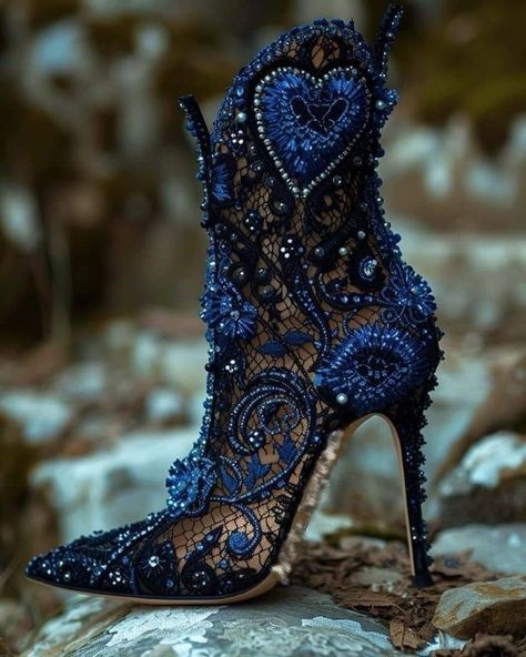 Whimsical Shoes, Fairy Shoes, Fashion Shoes Heels, Fantastic Shoes, Fantasy Dresses, Blue Suede Shoes, Stunning Shoes, Fancy Shoes, Fendi Shoes