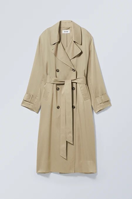 Evelyn Lyocell Trench Coat - Beige - Weekday WW Teacher Work Clothes, Camel Trench Coat, What To Wear In Paris, Swedish Street Style, Millennials Fashion, Beige Trench Coat, Xmas Wishlist, Beige Jacket, Travel Capsule