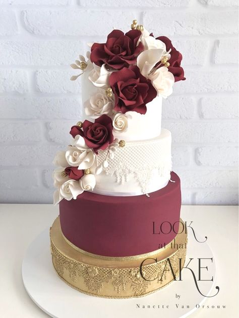 Wedding Cakes Maroon, Gold And Burgundy Wedding, Burgundy Wedding Cake, Blush Wedding Cakes, Edible Lace, Wedding Cake Roses, Maroon Wedding, Fall Wedding Cakes, Bride Magazine