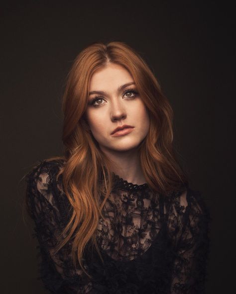 Clary Und Jace, Clary Fray, Katherine Mcnamara, City Of Bones, Famous Women, Shadowhunters, Pretty Face, Redheads, Red Hair