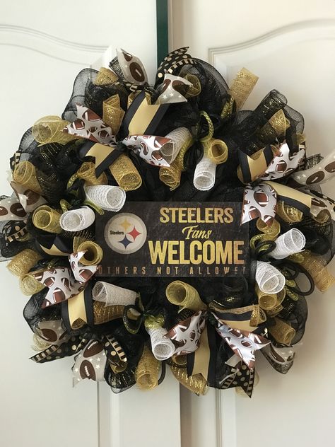 Steelers Wreath Mesh, Steelers Wreath Diy, Fan Wreath, College Wreaths, Wreaths Deco Mesh, Steelers Wreath, Dallas Cowboys Wreath, Sports Wreath, Cowboys Wreath