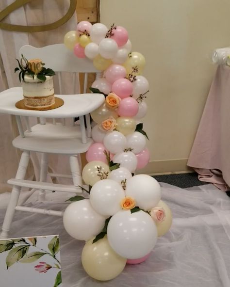 Highchair Balloon Garland, High Chair Balloon Garland, 1st Birthday Photoshoot Balloon Garland, Balloons On High Chair First Birthdays, Balloon Crib First Birthday, First Birthday Crib Balloons, First Birthday Crib Picture, Wood High Chairs, High Chair Decorations