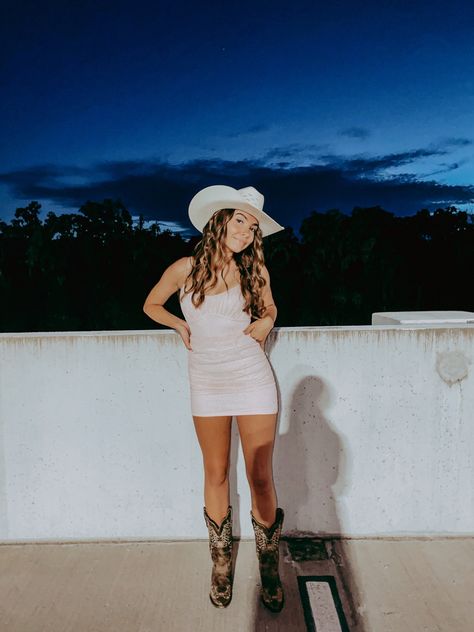 Hoco Dresses With Cowgirl Boots, Prom Dress And Cowboy Boots, Homecoming Dresses With Cowgirl Boots, Prom Dress With Cowboy Hat, Homecoming Western Dresses, Winter Formal Dresses With Cowgirl Boots, Country Homecoming Dresses Boots, Wild West Hoco Outfit, Homecoming Dress With Cowgirl Boots