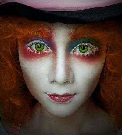 mad hatter makeup | Mad Hatter makeup inspiration Male Customes Halloween Ideas, Mad Hatter Makeup, Carnaval Make-up, Alice In Wonderland Makeup, Wonderland Makeup, Hatter Costume, Fantasy Make-up, Halloweenský Makeup, Mad Hatter Costume