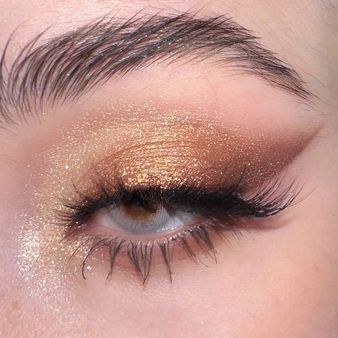 Shadow Palettes | ColourPop Gold Makeup Looks, A Box Of Chocolates, Gold Eye Makeup, Prom Eye Makeup, Formal Makeup, Night Beauty, Box Of Chocolates, Eye Makeup Pictures, Brown Makeup