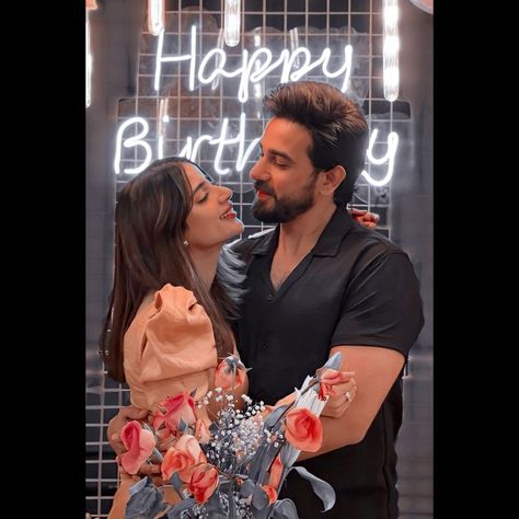 Happy Birthday Couple Pic, Birthday Couple Pic, Happy Birthday Couple, Best Friend Miss You, Birthday Couple, Attitude Bio For Instagram, Happy Birthday Girls, Couple Pic, Cute Attitude Quotes