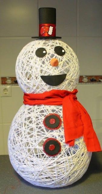 Muñeco de nieve encantador hecho de hilos y pegamento ⛄ Diy – Velikonoce, Christmas Decorations Sewing, Christmas Decora, Exterior Stairs, Snowman Christmas Decorations, Easter Decorations Dollar Store, Christmas Decorations Diy Outdoor, Easter Decorations Vintage, Easter Decorations Christian