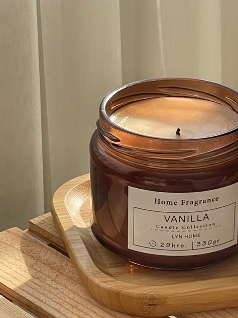 Scented Candles Aesthetic, Decorating With Candles, Vanilla Candle, Candle Aesthetic, Holiday Mood, Vanilla Girl, Harry Potter Movies, Candle Collection, My Vibes