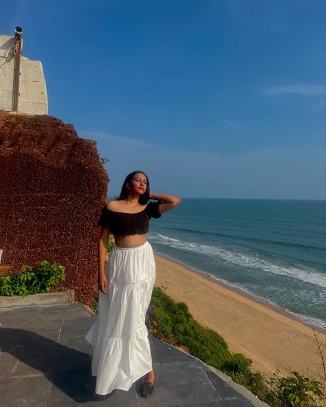 Change of scenery🏝️☀️ #beach #outfit #white #aesthetic #varkala #tripislife #kerala #instagood Outfit Ideas For Kerala Trip, Kerala Outfits, Beach Outfit White, Scenery Beach, Outing Outfit, Munnar, Trip Outfits, Outfit White, White Aesthetic