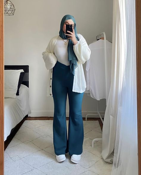 Maxi Dress With Hijab, Plus Size Hijabi Outfits, Modest Plus Size Fashion, Dress With Hijab, Big Size Outfit, Big Size Fashion, Outfit Hijab Casual, Modest Summer Fashion, Hijab Fashion Summer