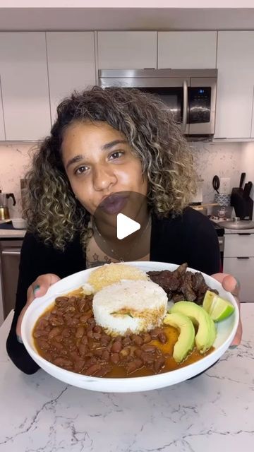 75K views · 10K likes | Dahianna on Instagram: "Dominican Red Beans 🇩🇴 my way! Full recipe ⬇️⬇️ Red beans and rice is one of those things our ancestors from Africa brought with them to the Southern States like Louisiana which became a very big important part of the agricultural scene at the time and it helped to keep our traditions alive! and even today red beans and rice is one of the most consumed foods in the world! This is Red beans The Dominican Way of course, and enjoy!
.
.
Im using red Dominican beans pero you can use pinto beans,black beans, whichever beans you prefer! 
You can soak overnight and they won’t take 2 hrs to soften 
I boil it with a tiny bit of vinegar and olive oil
Once soft I drain the beans and reserve that water.
In your pot 
Tablespoon of olive oil
Big spoon of Louisiana Red Beans, Dominican Beans And Rice, Dominican Red Beans Recipe, Cajun Red Beans, Rice And Beans Recipe Dominican, Dominican Beans Recipe, Big Spoon, Dominican Food, Pinto Beans