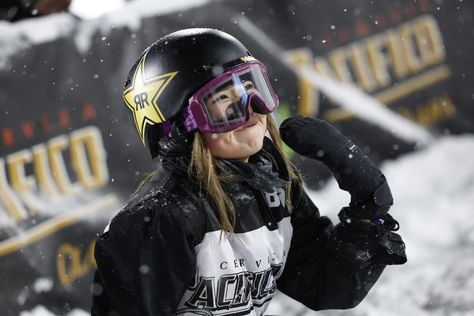 Female Snowboarders, Women Snowboarding, Female Snowboarder, Wild Is The Wind, Chloe Kim, Chess Not Checkers, Womens Snowboard, Life Dreams, Three Women