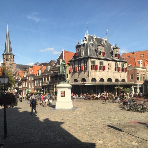 Netherlands life. Hoorn - the small cozy town with big history Hoorn Netherlands, Cozy Town, Residential Building, Southeast Asia, Small Towns, The Netherlands, Europe Travel, Places To See, Holland