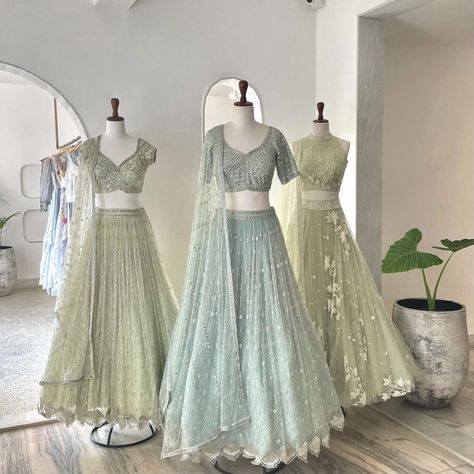 Old Money Lehenga, Lehengas For Bridesmaid, Pista Colour Lehenga, Aesthetic Lehengas, Weeding Guest Outfit, Pista Colour, Wedding Garments, Wedding Matching Outfits, Indian Outfits Modern