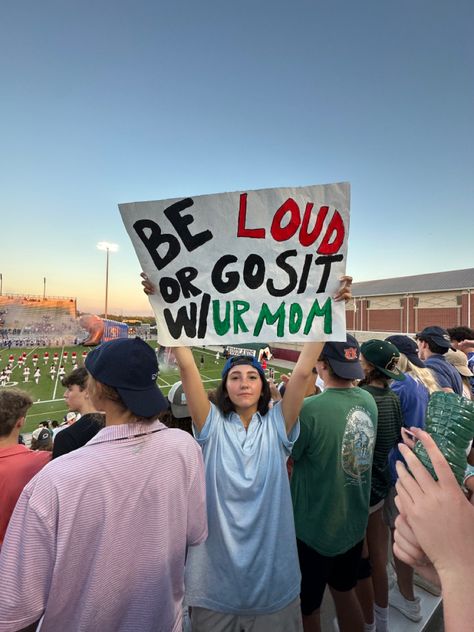 Frat themed football game with poster sign saying get loud or go sit with your mom Frat Night Football Theme, Frat Boy Football Theme, Friday Night Lights Theme, High School Football Game Outfit, Frat Theme, Outfit Inspo High School, Fnl Fits, Football Game Outfit Highschool, Pep Club