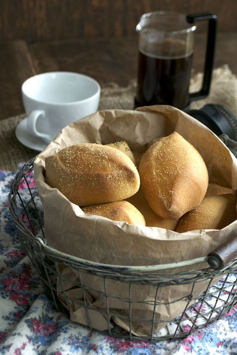 Adora's Box: PAN DE SAL Pandesal Recipe, Home Cooked Meals, Filipino Desserts, Pastry Desserts, Bakery Bread, Pan Bread, Filipino Recipes, Food Staples, Bread Rolls