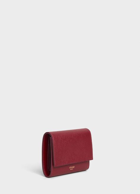 Red Wallets For Women, Wallets For Women Aesthetic, Tas Celine, Wallet Aesthetic, Minimalist Clutch, Wallet Craft, Celine Wallet, Brown Leather Crossbody Bag, Red Wallet