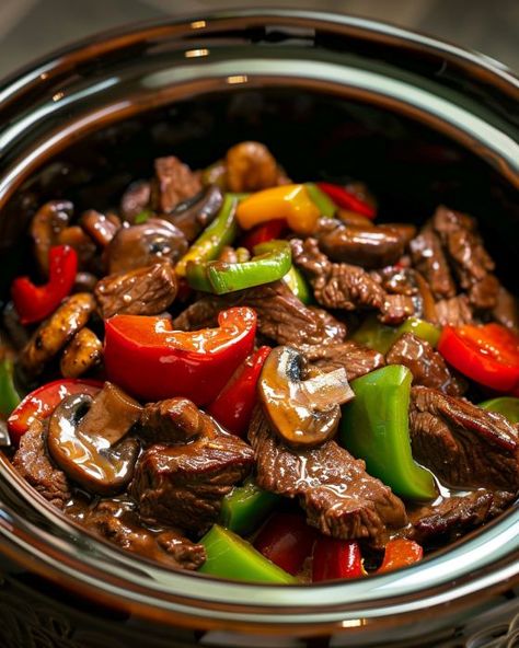 Delicious! We gobbled this one up so fast! Crock Pot Pepper Steak, Slow Cooker Pepper Steak, Beef And Peppers, Crockpot Pepper Steak, Crockpot Stuffed Peppers, Round Steak Recipes, Slow Cooker Stuffed Peppers, Easy Delicious Meals, Pepper Steak Recipe