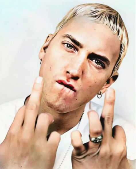 Eminem Middle Finger, Marshall Eminem, Cherry Tattoos, Eminem Photos, Slim Shady, Eminem, Cherry, Tattoos, Funny