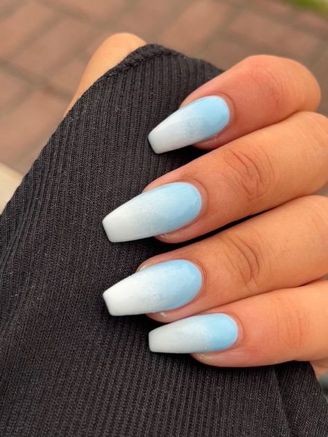 Ombre Nails White And Blue, Nail Idea For Blue Dress, Powder Blue Ombre Nails, Sky Blue White Nails, Acrylic Nail Light Blue, Light Blue Dip Powder Nails Design, Cute Nails Acrylic Light Blue, Sky Blue Nails For Prom, White To Blue Nails