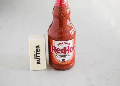 Red Hot Wings Recipe, Buffalo Sauce Recipe Easy, Easy Buffalo Wings Recipe, Hot Wing Sauce Recipe, Buffalo Wings Sauce Recipe, Easy Homemade Buffalo Sauce, Buffalo Wings Recipe Baked, Franks Buffalo Sauce, Buffalo Chicken Sauce