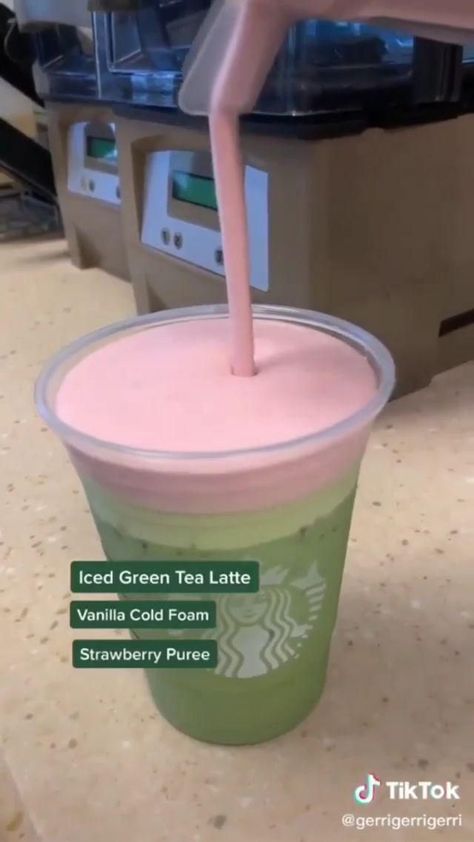 Starbucks Green Tea Drinks, Strawberry Starbucks Drink, Starbucks Partner, Matcha Latte Starbucks, Starbucks Green Tea, Starbucks Drink Menu, Starbucks Matcha, Starbucks Secret Menu Recipes, Cold Starbucks Drinks