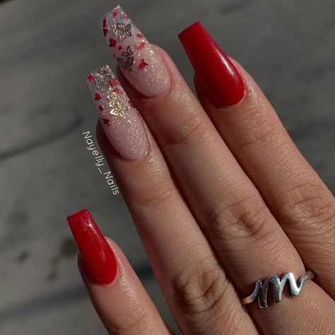 Red times, butterflies, and rose petals ❤️ using @glamandglits "love letters" and "hidden pleasure " by @valentinobeautypure… Cute Red Nails, Quince Nails, Quinceanera Nails, Red Nail Art Designs, Red Nails Glitter, Bridesmaids Nails, Red Nail Art, February Nails, Red Acrylic Nails