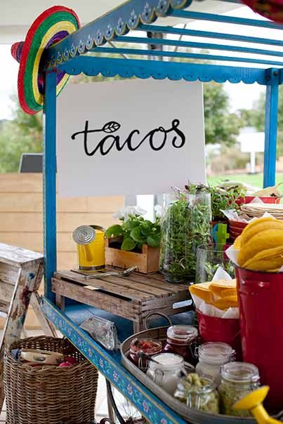 taco stall Mexican Catering, Taco Cart, Mexican Party Food, Wedding Food Catering, Party Food Recipes, Food Stall Design, Cultural Food, Food Truck Catering, Truck Business