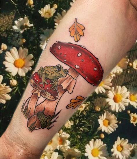 23 Mushroom Tattoos for Everyone in 2021 - Small Tattoos & Ideas Cottagecore Tattoo, Small Tattoos Ideas, Frog And Mushroom, Autumn Tattoo, Mushroom Tattoos, Frog Tattoos, Theme Tattoo, Tatuaje A Color, Tattoo Outline