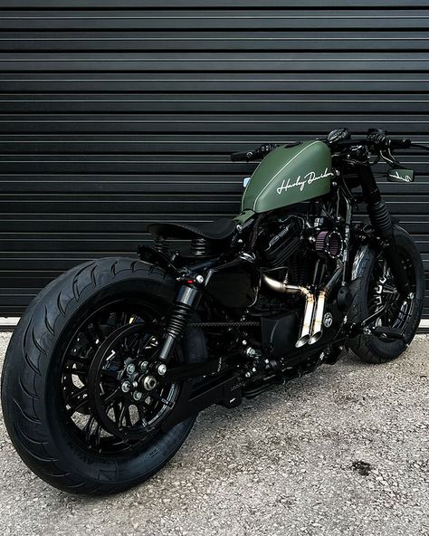 Hardly Davidson Bikes, Harley Davidson 48 Bobber, Harley Bikes Motorcycles, Harley Davidson Iron 883 Custom, Harley 48 Custom, Iron 883 Custom, Harley Davidson Bobber, Harley Davidson 48, Motos Bobber