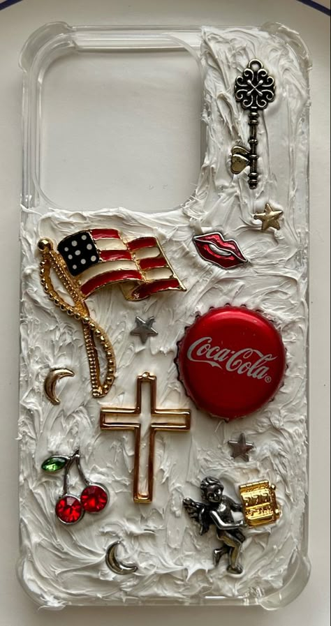 aesthetic phone case america americana old times coke cross angel cherries gamble lips key flag moon stars lana del rey Diy Custom Phone Case, Phone Case Ideas, Chic Phone Case, Handmade Phone Case, Mermaid Diy, Sweet 16 Gifts, Diy Iphone Case, Pretty Phone Cases, Jewelry Accessories Ideas