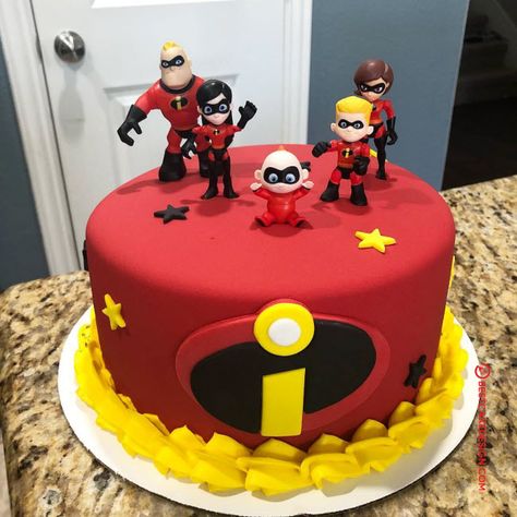 50 The Incredibles Cake Design (Cake Idea) - October 2019 Incredibles Cake Ideas, Incredibles Birthday Cake, The Incredibles Cake, Incredibles Cake, Incredibles Party, Incredibles Birthday Party, Cake Designs Images, Incredibles 2, Jack Jack