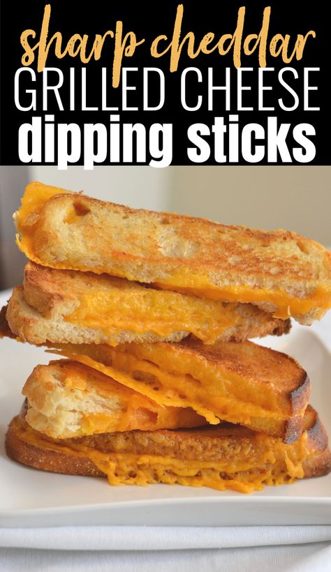 Delicious sharp cheddar grilled cheese sticks. Perfect for dipping in a hot bowl of tomato soup. This is fall and winter comfort food at its finest. Easy weekend lunch or weeknight dinner idea. #grilledcheese #comfortfood #cheesy #bakedgrilledcheese #cheesesticks Oven Baked Grilled Cheese, Easy Weekend Lunch, Grilled Cheese Sticks, Cheddar Grilled Cheese, Baked Grilled Cheese, Baked Dips, Weekend Lunch, Stuffed Bread, Natural Cheese