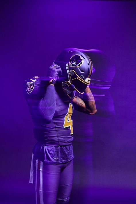 Tyler Lockett Wallpaper, Zay Flowers Ravens Wallpaper, Ravens Wallpaper Baltimore, American Football Wallpaper, Lamar Jackson Wallpaper, Ravens Wallpaper, Baltimore Ravens Wallpapers, Cool Football Pictures, Drip Ideas