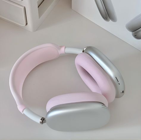 #headphones #music #instagood #love #earbuds #dj #wireless #beats #hiphop #workout #apple #electronics #audio #gym #photography #fashion #speakers #earpods #rap #bluetooth #studio #nyc #party #running #workoutmotivation #gymlife #fitness #sport #runners #company #pink #pinkheadphones #girl #girly Apple Pro Max Headphones Aesthetic, Airpod Max Pink, Pro Max Headphones, Airpods Pro Max, Gadgets Électroniques, Pink Headphones, Cute Headphones, Apple Headphone, Pink Lifestyle