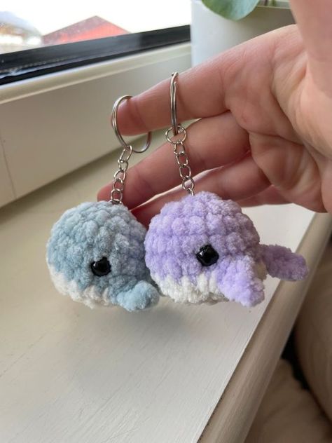 Crochet Gift For Best Friend, Good Christmas Gifts For Friends, Cute Amigurumi Keychain, Crochet Gifts For Friends, Cute Crochet Keychains, Crochet Key Chains, Crochet Amigurumi Keychain, Best Gifts For Girlfriend, Whale Crochet