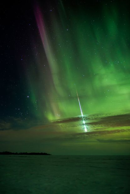 Beautiful Universe, Aurora Australis, Northern Light, Aurora Borealis Northern Lights, Light Games, Sky Photos, To Infinity And Beyond, Gorgeous View, Beautiful Sky