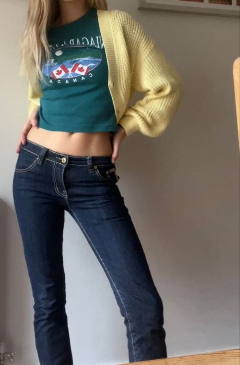 Very Low Waist Jeans, Fits With Low Waisted Jeans, Low Waist, Low Waisted Dark Jeans Outfit, Low Waisted Jeans And Crop Top, Low Wasited Flare Jeans, Low Waisted Jeans, Low Waist Jeans, Dark Jeans