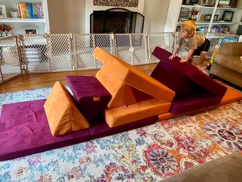 Nugget Couch Obstacle Course, Nugget Obstacle Course, Nugget Couch Ideas, 1 Nugget Couch Ideas, Nugget Couch, Bloxburg Basement, Cushion Ideas, Couch Ideas, Kids Couch