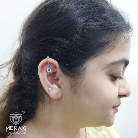 Hanging ear piercng Safe and hygienic hangingearpicing safe bestpiercingshop merakitattoo safepiercing book your appointment now callwhatsapp9099555058 Marathi Ear Piercing, Hanging Piercings Ear, Ear Koppu Designs, Bugudi Ear Piercing, Hanging Ear Piercing, Koppu Designs Gold, Bugdi Designs, Ear Piercings Indian, Indian Ear Piercing