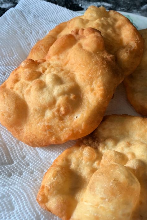 Easy Recipe for Fry Bread Easy Fry Bread Recipe, Native American Fry Bread, Fry Bread Recipe, Fried Bread Recipe, Sweet Fries, Chickpea Curry Recipe, Native American Food, Homemade Fries, Fry Bread