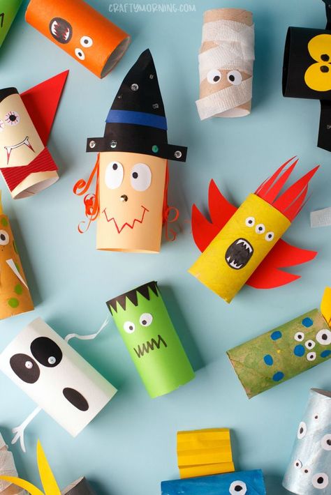 Bastelidee für Halloween aus ausgedienten Klorollen. Halloween Crafts Paper Towel Roll, Halloween Children’s Crafts, Kids Art Projects Halloween, Halloween Toilet Paper Roll Crafts Cardboard Tubes, Halloween Crafts Using Toilet Paper Roll, Halloween Loo Roll Crafts, Halloween Crafts For Kids Toilet Roll, Tp Roll Crafts For Kids Halloween, Diy Halloween Toilet Paper Rolls