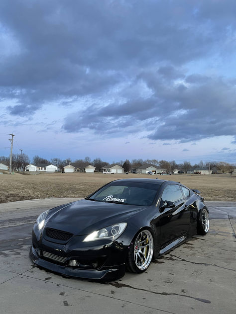 Genesis Coupe Modified, Hyundai Genesis Coupe Modified, Ford Focus 1, Sedan Cars, Hyundai Genesis Coupe, Hyundai Genesis, Car Inspiration, Street Racing Cars, Street Racing