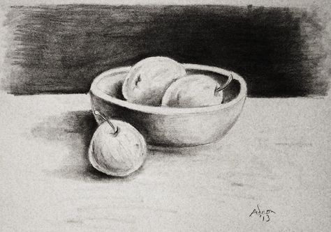 Artist Adron: Charcoal Sketch of Apples in Bowl. There are comments at the blog. http://artistadron.blogspot.com/2013/04/charcoal-sketch-of-apples-in-bowl.html Bowl Sketch Drawing, Bowl With Fruit Drawing, Fruit Observational Drawing, Fruit Bowl Watercolor, Basket With Apples Drawing, Charcoal Fruit Drawing Still Life, Charcoal Sketch, Abstract Drawings, Drawing Sketches