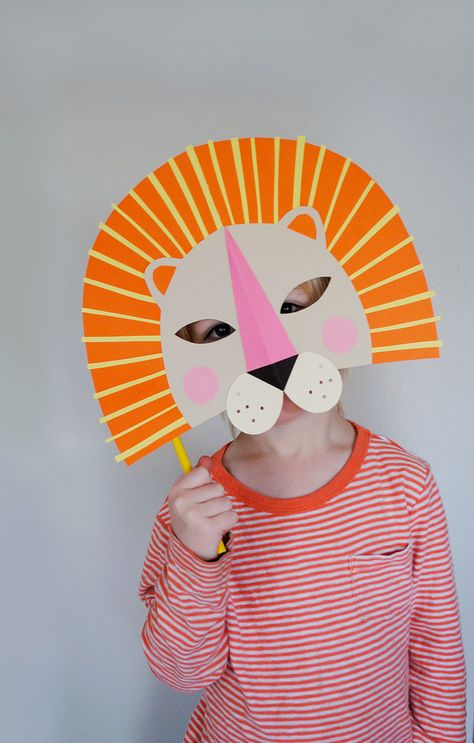 mer mag Diy Halloween Masks, Halloween Party Decor Diy, Mascaras Halloween, Lion Mask, Masks Crafts, Adult Halloween Party, Paper Mask, Animal Masks, Halloween Food For Party