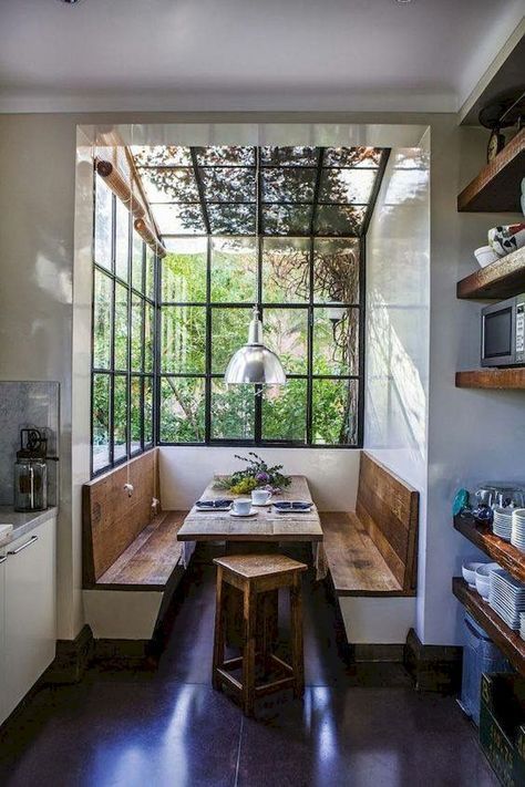 Farmhouse Dining Room Set, Window Seat Design, Dining Room Industrial, Room Unique, Interior Design Per La Casa, House Decorations, Farmhouse Dining Room, Natural Home Decor, Design Del Prodotto